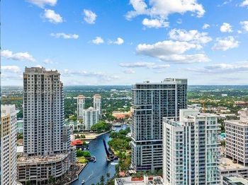 333 Las Olas Way