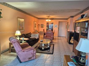 4001 Hillcrest Dr 509, Hollywood FL 33021