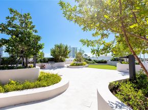 3034 Oak Avenue 408, Coconut Grove FL 33133