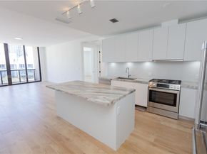 3034 Oak Avenue 408, Coconut Grove FL 33133