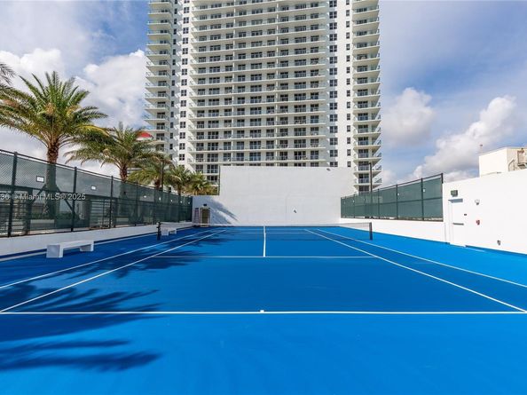 4010 S Ocean Dr R1609, Hollywood FL 33019