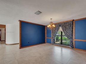 9620 E Calusa Club Dr, Miami FL 33186