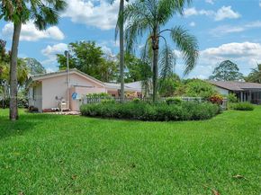 9620 E Calusa Club Dr, Miami FL 33186