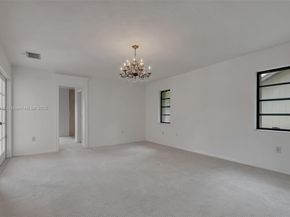 9620 E Calusa Club Dr, Miami FL 33186