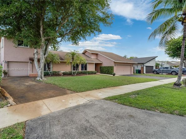 11362 SW 129th Ct, Miami FL 33186