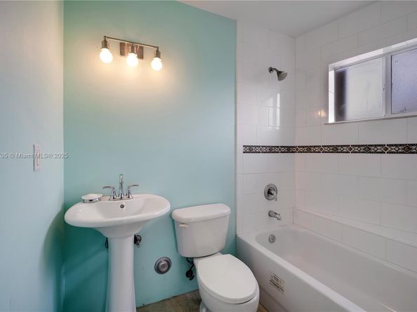 11362 SW 129th Ct, Miami FL 33186