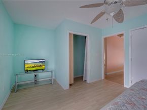 11362 SW 129th Ct, Miami FL 33186