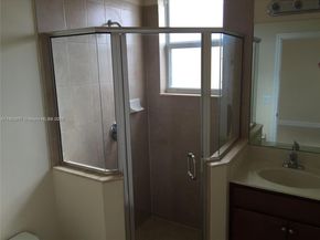 17107 SW 96th St, Miami FL 33196