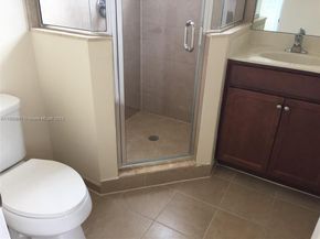 17107 SW 96th St, Miami FL 33196