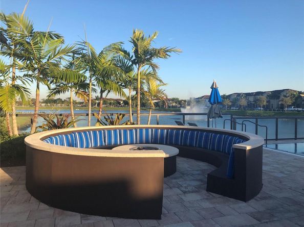 17107 SW 96th St, Miami FL 33196