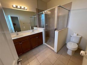 17107 SW 96th St, Miami FL 33196