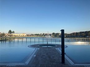 17107 SW 96th St, Miami FL 33196