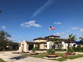 17107 SW 96th St, Miami FL 33196