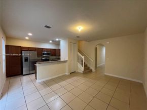 17107 SW 96th St, Miami FL 33196