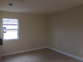 17107 SW 96th St, Miami FL 33196