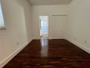 8001 W 36th Ave 1, Hialeah FL 33018