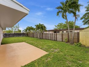 1440 NW 179th Ter, Miami Gardens FL 33169