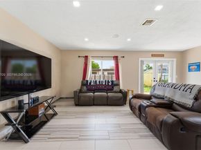 1440 NW 179th Ter, Miami Gardens FL 33169