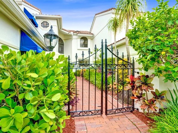 22688 Caravelle Cir 22688, Boca Raton FL 33433