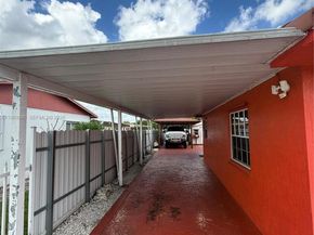 5223 NW 168th Ter, Miami Gardens FL 33055