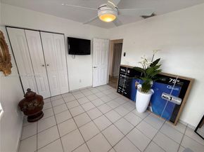 5223 NW 168th Ter, Miami Gardens FL 33055