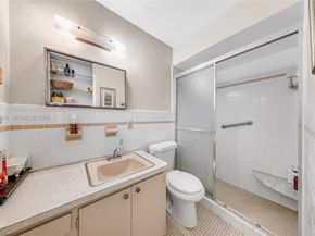 3711 Van Buren St 1, Hollywood FL 33021