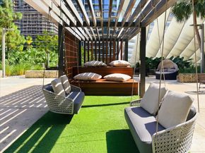 88 SW 7th St 1111, Miami FL 33130