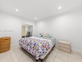 Undisclosed Address #A11952287, Miami FL 33172