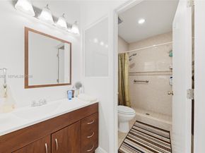 Undisclosed Address #A11952287, Miami FL 33172