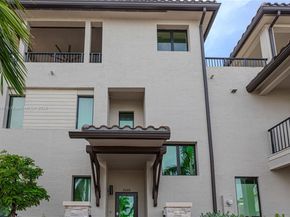 4260 NW 82nd Ave, Doral FL 33166