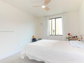 4260 NW 82nd Ave, Doral FL 33166
