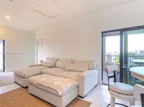 4260 NW 82nd Ave, Doral FL 33166