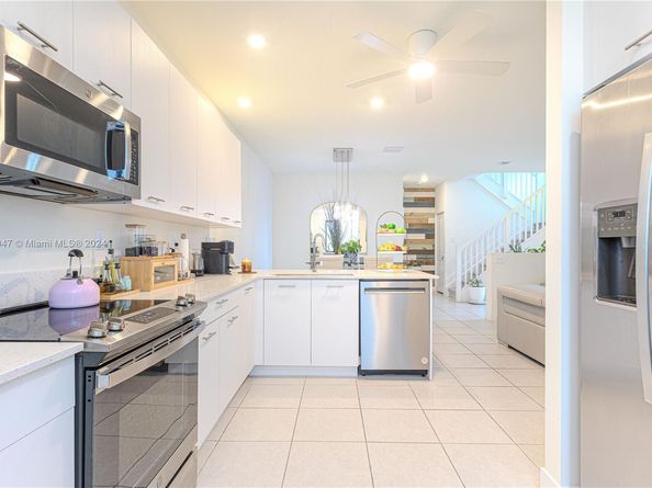 4260 NW 82nd Ave, Doral FL 33166