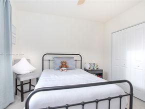 4260 NW 82nd Ave, Doral FL 33166