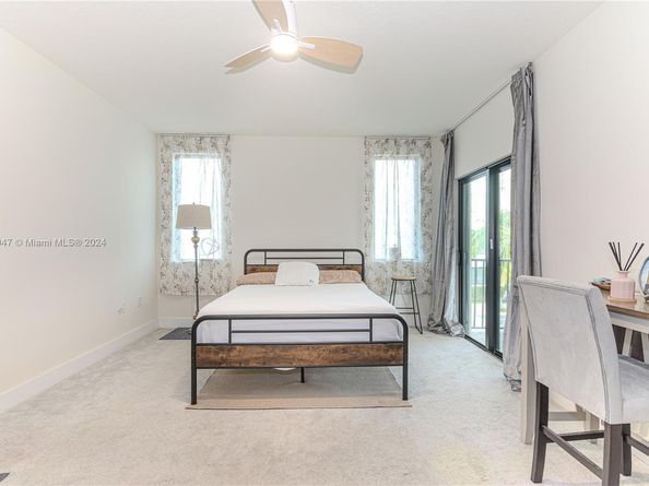 4260 NW 82nd Ave, Doral FL 33166