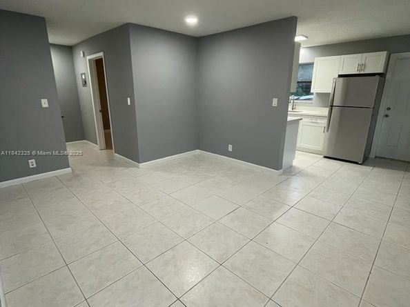1905 Miami Rd, Fort Lauderdale FL 33316