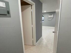 1905 Miami Rd, Fort Lauderdale FL 33316