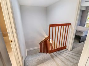 9977 NW 6th Ct 9977, Plantation FL 33324