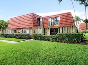 9977 NW 6th Ct 9977, Plantation FL 33324