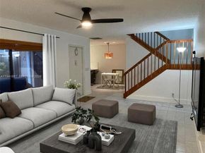 9977 NW 6th Ct 9977, Plantation FL 33324