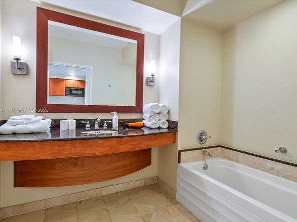 18001 Collins Ave 1117, Sunny Isles Beach FL 33160