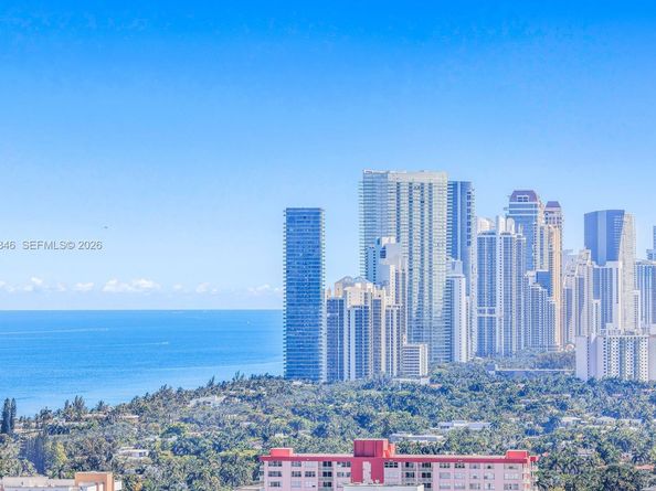 2600 E Hallandale Beach Blvd T3103, Hallandale Beach FL 33009