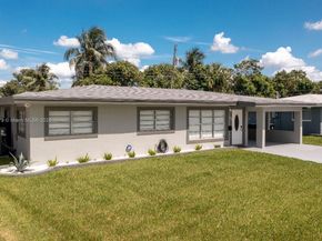 521 W Evanston Cir, Fort Lauderdale FL 33312