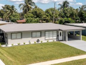 521 W Evanston Cir, Fort Lauderdale FL 33312