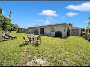 521 W Evanston Cir, Fort Lauderdale FL 33312