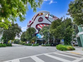 137 NE 46th St, Miami FL 33137