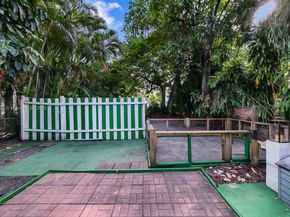 137 NE 46th St, Miami FL 33137