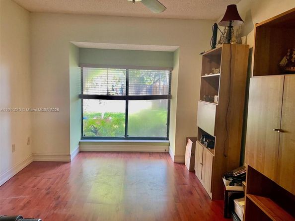 14604 SW 60th Ter, Miami FL 33183