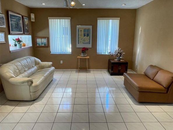 14604 SW 60th Ter, Miami FL 33183