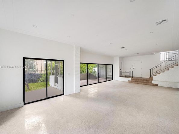 253 Bal Cross Dr, Bal Harbour FL 33154